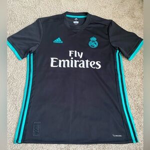 NWOT Adidas Fly Emirates soccer ⚽️ Jersey